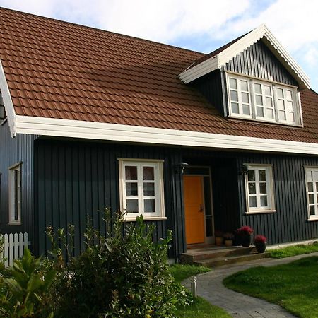Guesthouse Heba Stokkseyri Екстер'єр фото