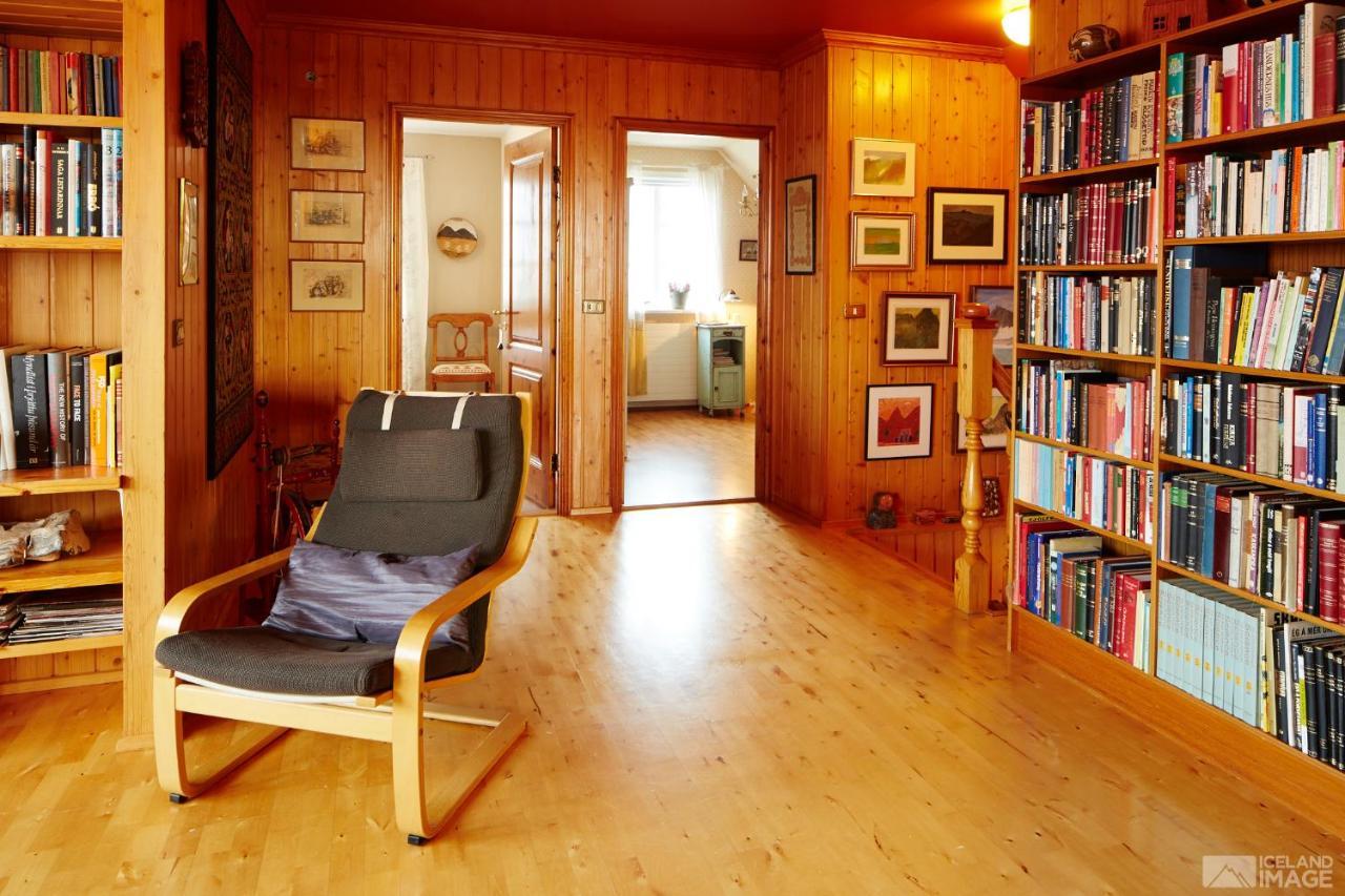 Guesthouse Heba Stokkseyri Екстер'єр фото