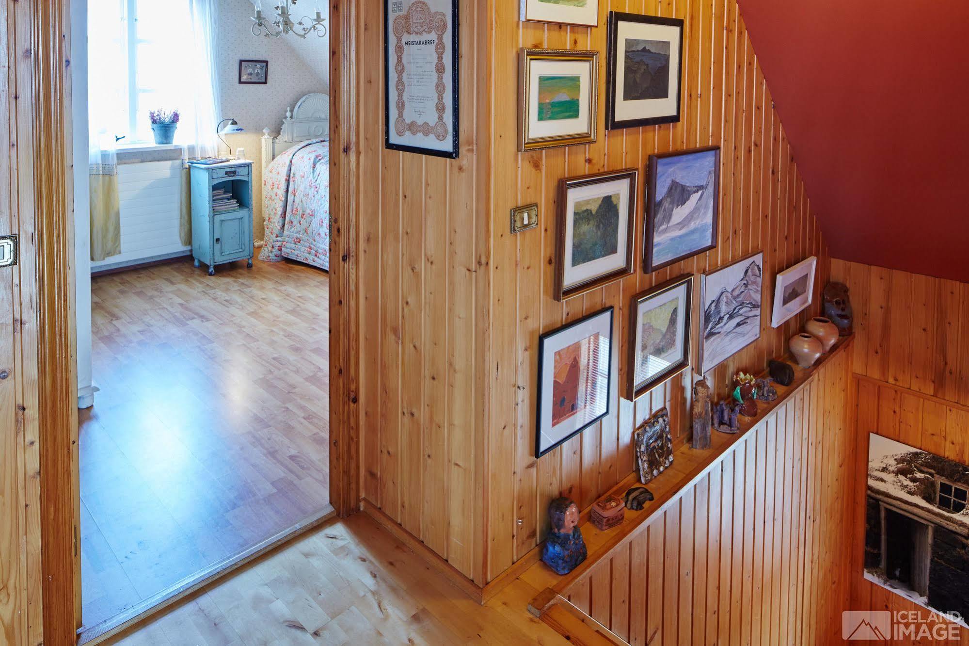Guesthouse Heba Stokkseyri Екстер'єр фото
